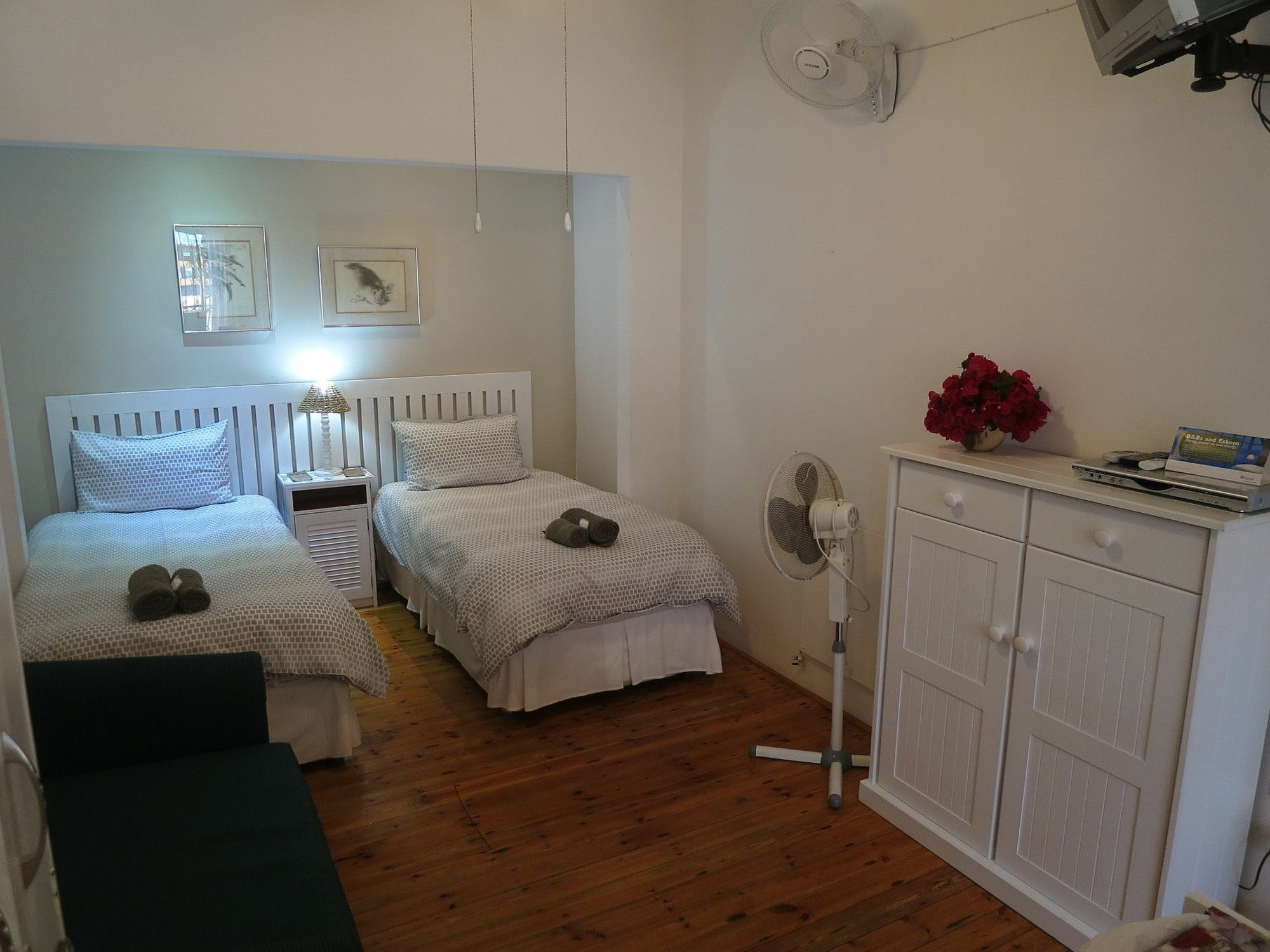 Dempsey'S Self-Catering Guest House Port Elizabeth Esterno foto